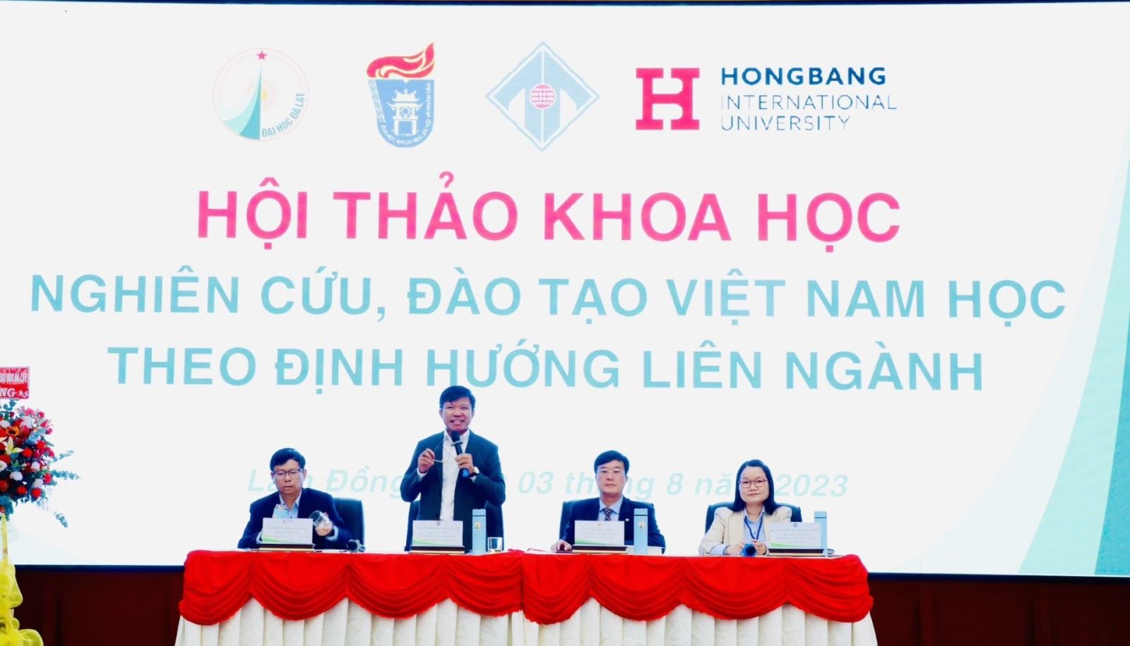 Hội thảo Khoa học Nghiên cứu đào tạo Việt Nam học theo định hướng liên ngành